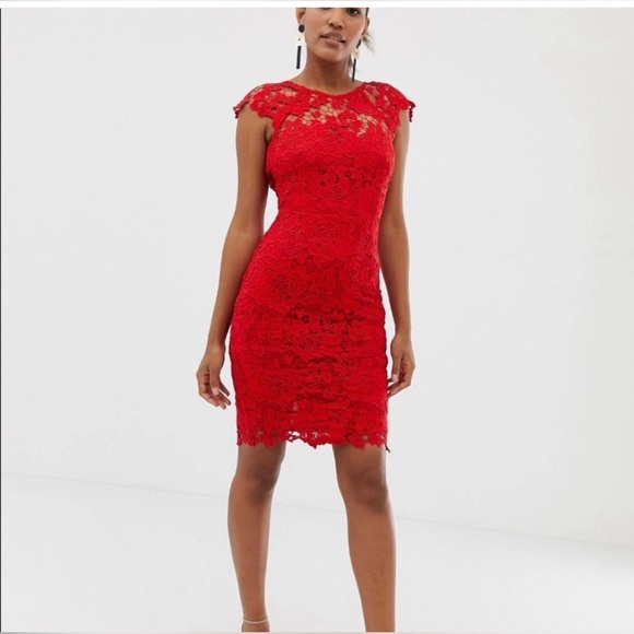 Paper Dolls London Lace Dress with Scallop Back Red Size 8 US, UK 12 , EU 40 - Picture 4 of 9